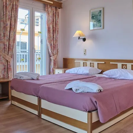 3 Brothers Hotel Sidari 酒店