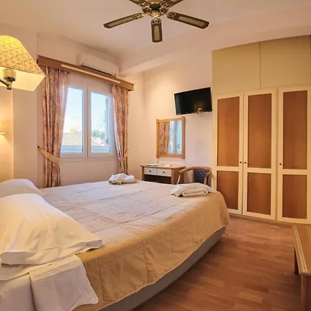 3 Brothers Hotel Sidari 斯达林